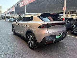 2025 Changan Qiyuan Q05 51.9 kWh II, бежевый, 2200444 рублей, вид 4
