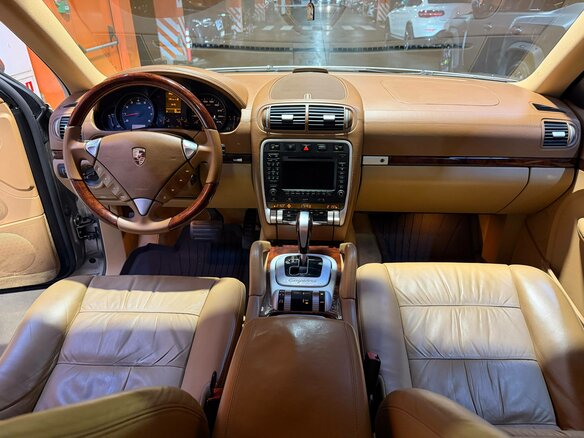 2007 Porsche Cayenne I Рестайлинг (957), бежевый, 1700000 рублей - вид 11