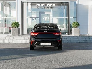 2019 Kia Rio IV, чёрный, 1480000 рублей, вид 4