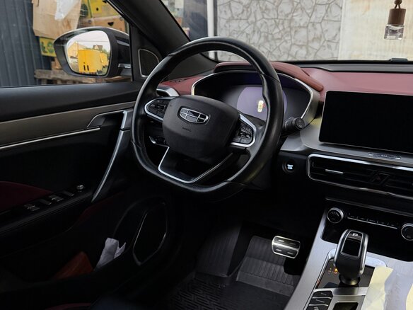 2021 Geely Coolray I, чёрный, 1550000 рублей - вид 8