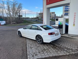2016 Audi A6 IV (C7) Рестайлинг, белый, 2100000 рублей, вид 2