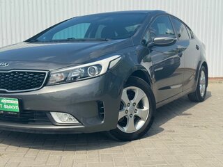 2019 Kia Cerato III Рестайлинг (Classic), серый, 1625000 рублей, вид 2