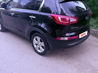 2013 Kia Sportage III, чёрный, 1350000 рублей, вид 3