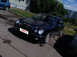 2000 Mercedes-Benz E-Класс 240 II (W210, S210) Рестайлинг, синий, 675000 рублей, вид 2