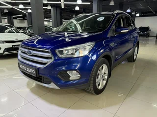 2017 Ford Kuga II Рестайлинг, синий, 1270000 рублей, вид 1