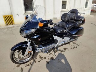 2015 Honda GL 1800 Gold Wing, чёрный, 2250000 рублей, вид 2