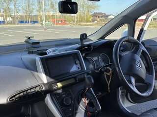 2010 Toyota Wish II, белый, 890000 рублей, вид 5