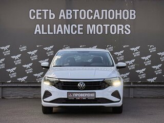 2022 Volkswagen Polo VI, белый, 1400000 рублей, вид 2