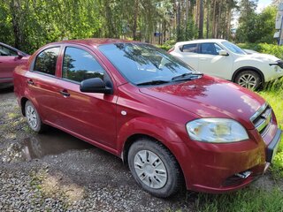2011 Chevrolet Aveo I Рестайлинг, красный, 350000 рублей, вид 2