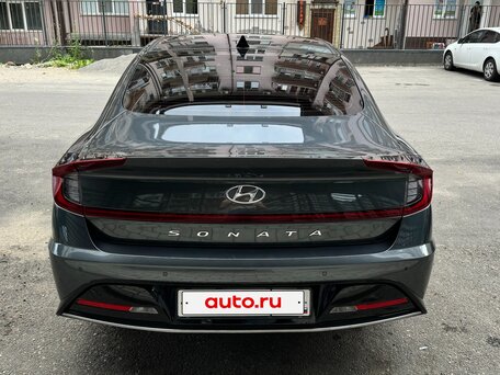 2021 Hyundai Sonata VIII (DN8), серый, 2650000 рублей, вид 4