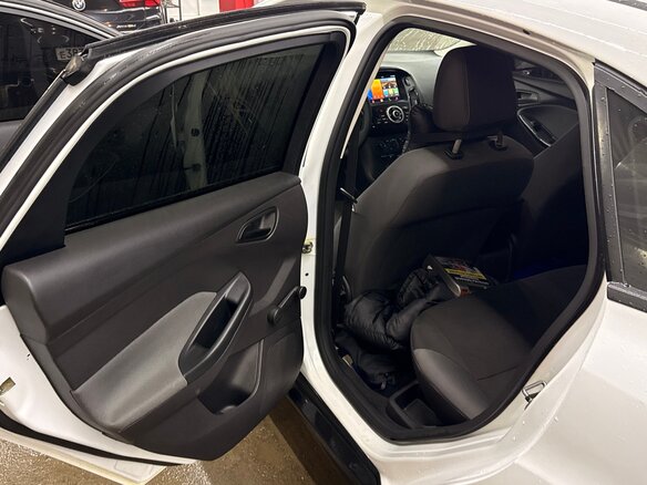 2013 Ford Focus III, белый, 850000 рублей - вид 20