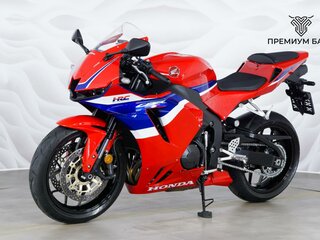 2025 Honda CBR 600RR, красный, 1327000 рублей, вид 3