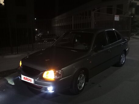 2004 Hyundai Accent ТагАЗ II, серый, 440000 рублей, вид 2