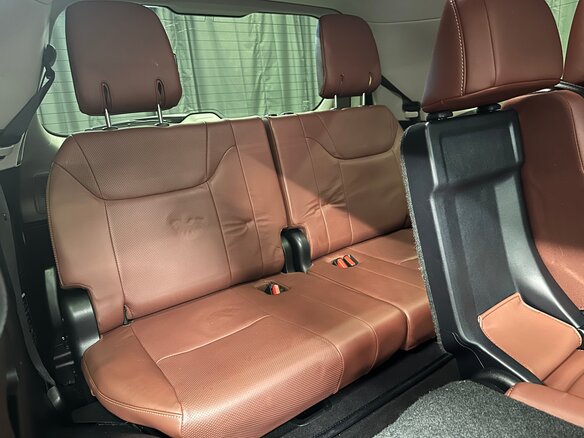 2019 Lexus LX 570 III Рестайлинг 2, чёрный - вид 38