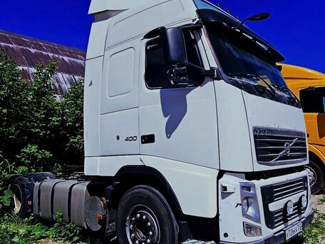 2012 Volvo FH, белый, 3400000 рублей, вид 4