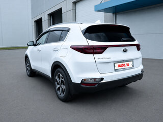 2020 Kia Sportage IV Рестайлинг, белый, 2000000 рублей, вид 5