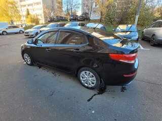 2016 Kia Rio III Рестайлинг, чёрный, 1200000 рублей, вид 4