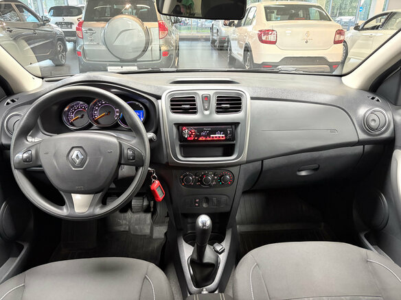 2018 Renault Sandero Stepway II, бежевый - вид 9