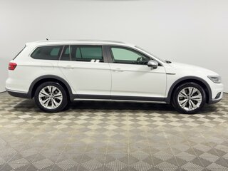 2016 Volkswagen Passat Alltrack B8, белый, 2635000 рублей, вид 5