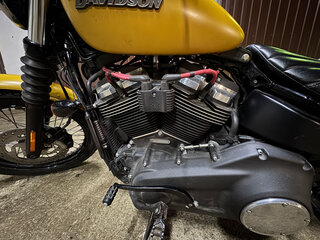 2019 Harley-Davidson Street Bob, золотистый, 960000 рублей, вид 2