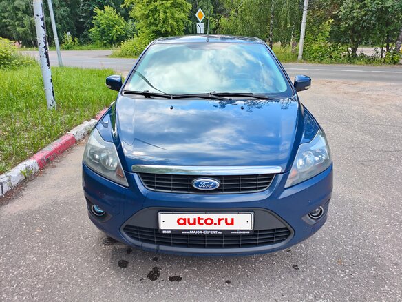 2011 Ford Focus II Рестайлинг, синий - вид 2