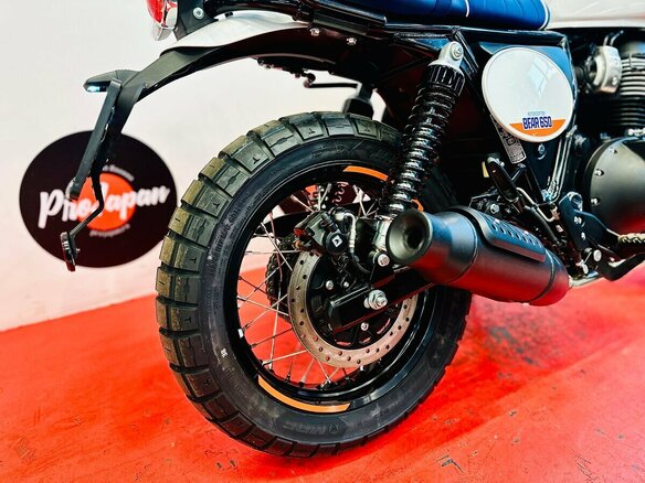 2026 Royal Enfield Bear 650, белый, 728000 рублей - вид 14