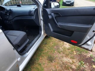 2009 Chevrolet Aveo I Рестайлинг, серебристый, 230000 рублей, вид 5