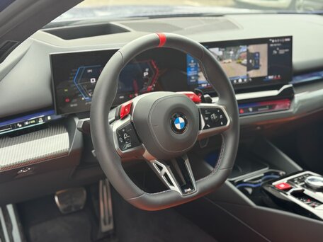 2026 BMW M5 VII (G90), синий, 18040000 рублей, вид 5