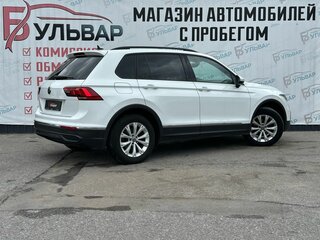 2021 Volkswagen Tiguan II Рестайлинг, белый, 1870000 рублей, вид 4