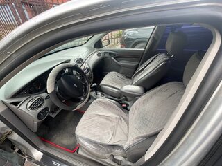 1999 Ford Focus I (North America), серебристый, 250000 рублей, вид 3
