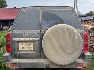 2007 Nissan Patrol V (Y61) Рестайлинг, чёрный, 1380000 рублей, вид 4