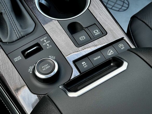 2025 Toyota Highlander IV (XU70), белый, 5650000 рублей - вид 12