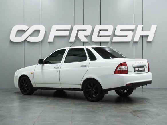 2016 Lada (ВАЗ) Priora I Рестайлинг, белый - вид 1
