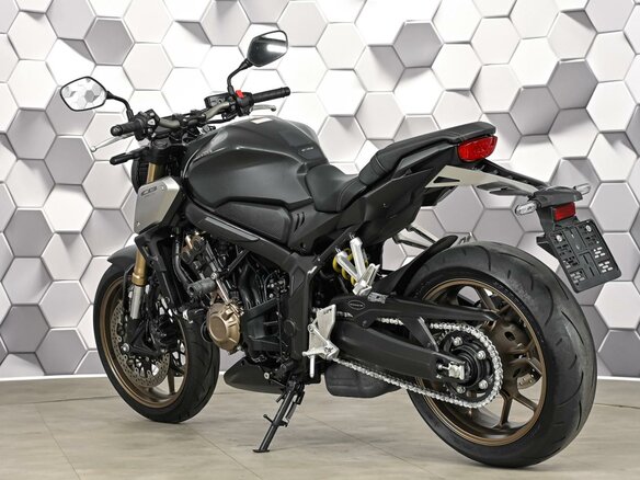2021 Honda CB 650R, чёрный, 977000 рублей - вид 7