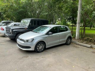 2011 Volkswagen Polo V, серебристый, 380000 рублей, вид 1