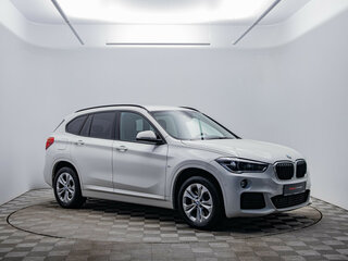 2018 BMW X1 20i xDrive II (F48), белый, 2498000 рублей, вид 3