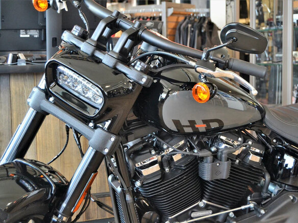 2023 Harley-Davidson Fat Bob, чёрный - вид 6