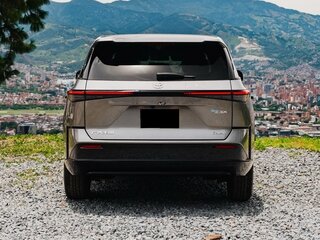 2026 Toyota bZ3X 58.3 kWh, серебристый, 3030000 рублей, вид 4