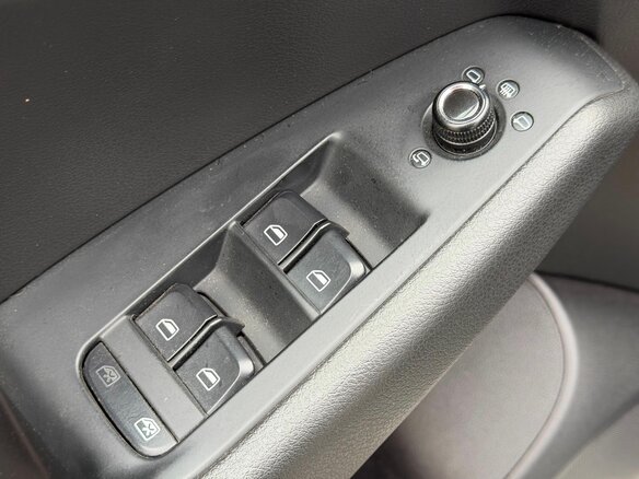 2012 Audi Q5 I (8R), белый, 1669000 рублей - вид 16