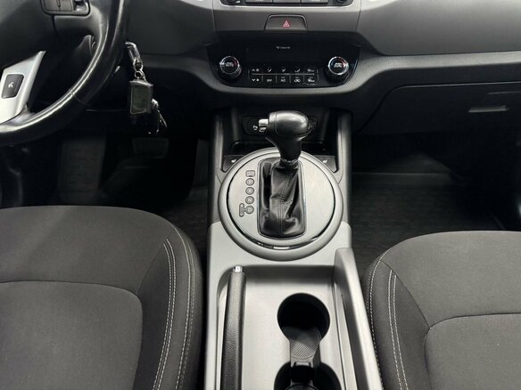 2015 Kia Sportage III Рестайлинг, чёрный, 1540000 рублей - вид 18