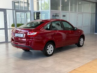2026 Lada (ВАЗ) Granta I Рестайлинг, красный, 1151000 рублей, вид 4