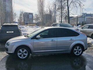 2005 Ford Focus II, серебристый, 330000 рублей, вид 4