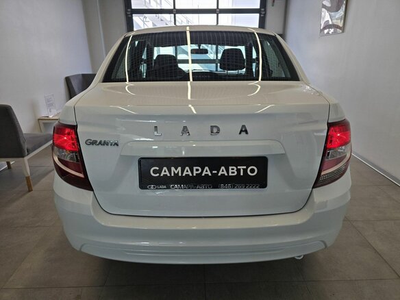 2026 Lada (ВАЗ) Granta I Рестайлинг, белый - вид 5