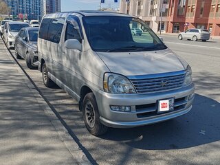 2002 Toyota Regius I Рестайлинг, серый, 1250000 рублей, вид 2