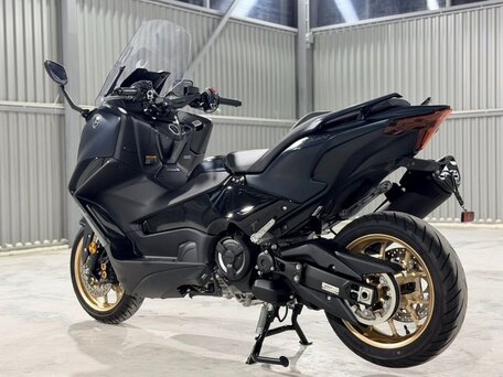 2023 Yamaha TMAX, серый, 1550000 рублей, вид 5