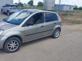 2003 Ford Fiesta Mk5, бежевый, 220000 рублей, вид 4