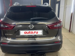 2021 Nissan Qashqai II Рестайлинг, коричневый, 2450000 рублей, вид 3