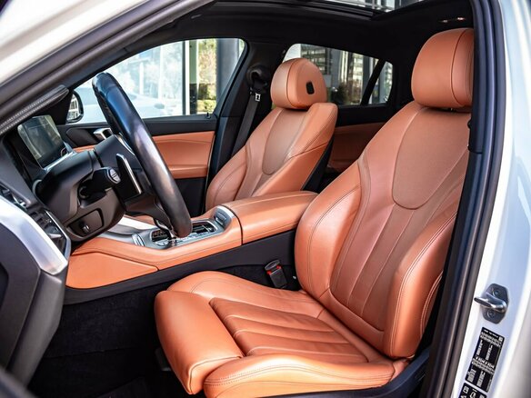 2022 BMW X6 30d III (G06), белый, 8350000 рублей - вид 12