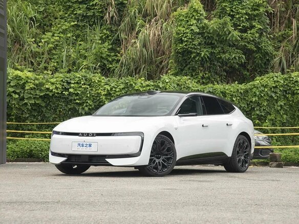 2026 Audi E5 83 kWh, белый, 7620000 рублей