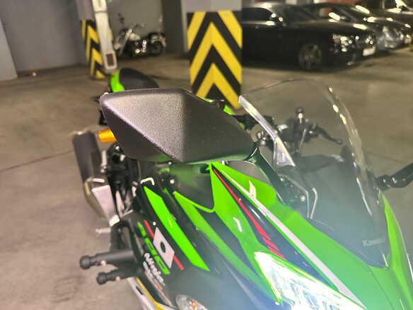 2021 Kawasaki Ninja 400, зелёный - вид 24